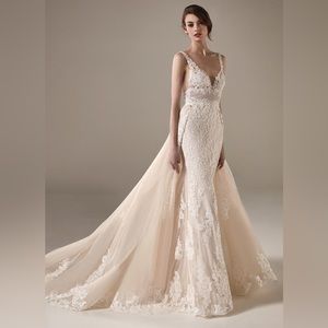 Pronovias Privee Franca mermaid wedding dress